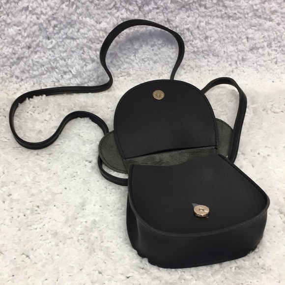 MINI Leather Purse with Red bow - Picture 4 of 6